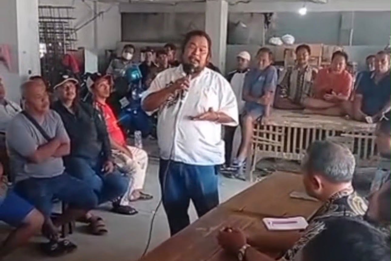 Pedagang Pasar Surabaya Desak Wali Kota Eri Evaluasi Direksi PT Pasar Surya