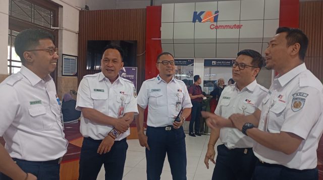 Libur Sekolah, Jutaan Warga Jatim Serbu Kereta Komuter: Rute Malang Jadi Favorit