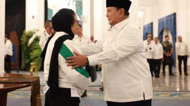 Naniek Sudaryati Deyang menyampaikan pengunduran diri sebagai Kepala Badan Gizi Nasional untuk fokus menjalani pengobatan jantung.
