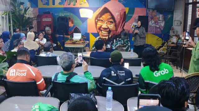 Sambangi Historisma Cafe, Risma Ajak Pelaku Usaha Lokal Kolaborasi Bangun Kota