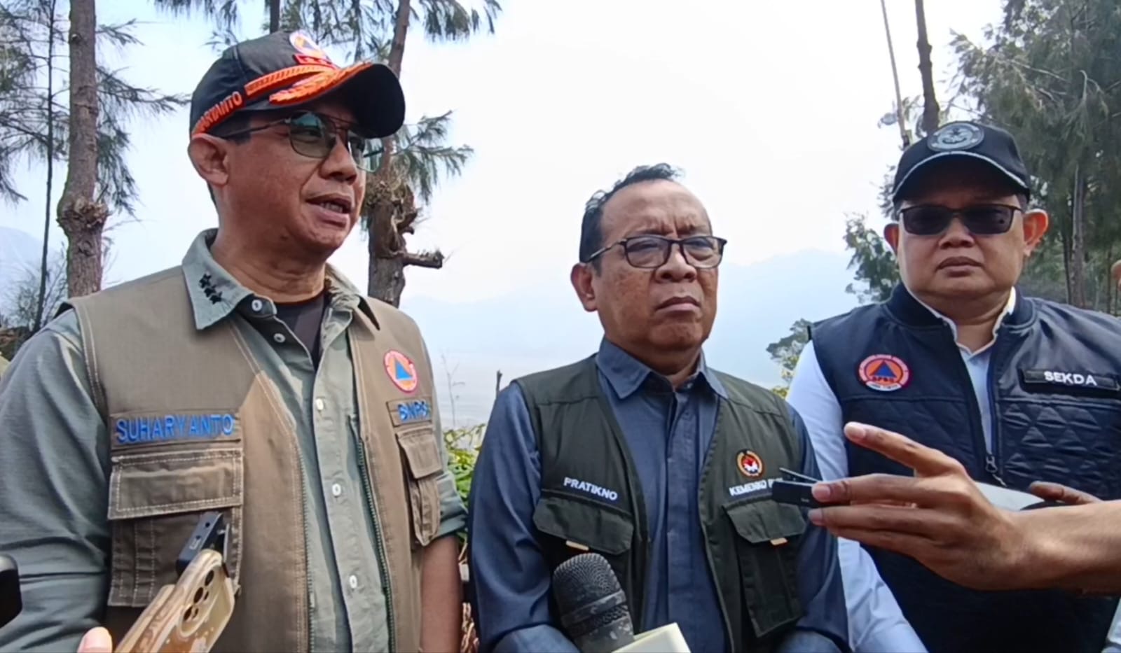 Sisa Dua Titik Api di Lereng 80 Derajat, Pemadaman Karhutla Bromo 889 Hektare Hadapi Medan Ekstrem