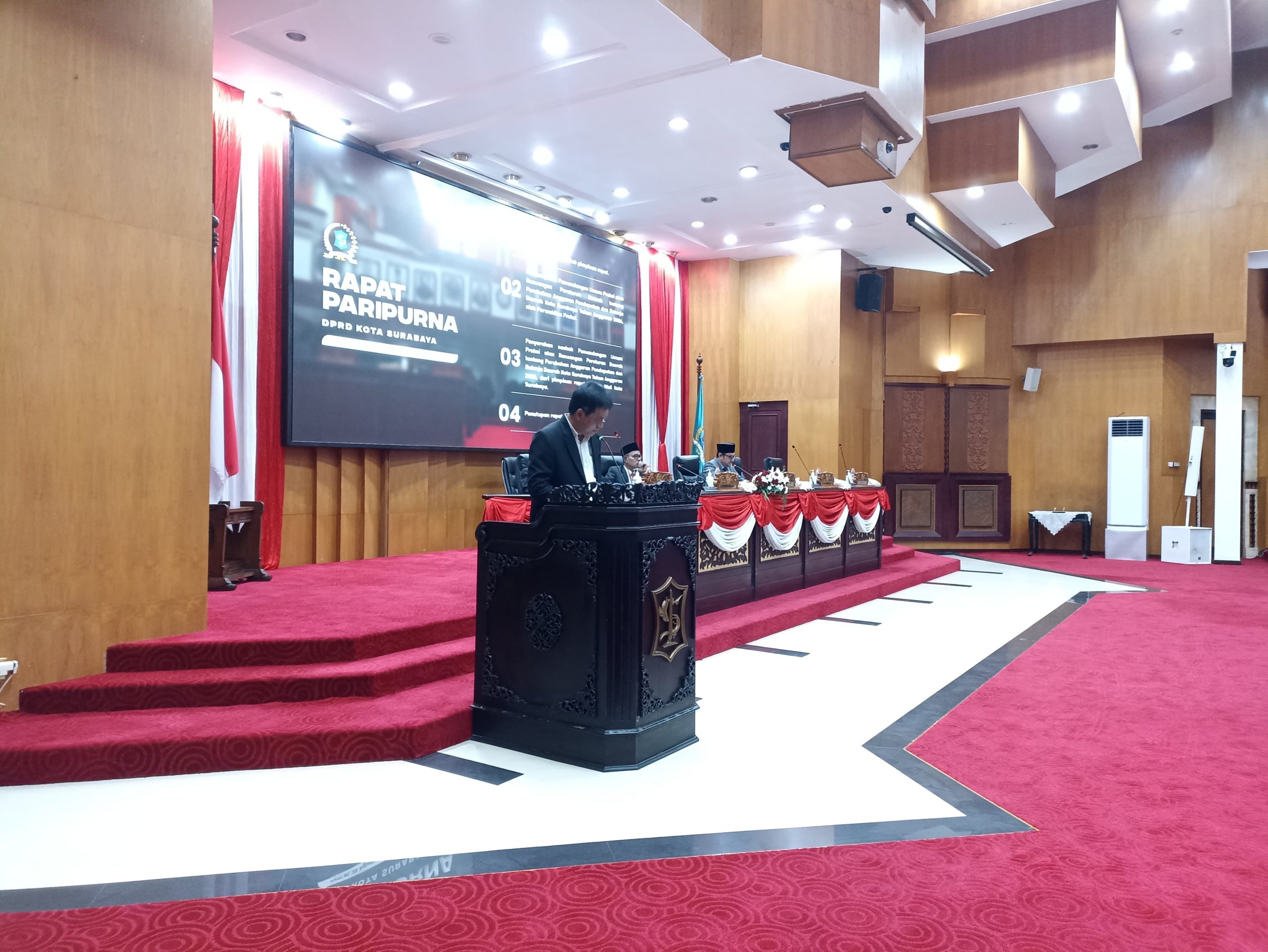 Soal RAPBD-P 2026, DPRD Surabaya Ingatkan Pemkot Jangan Bebani Rakyat