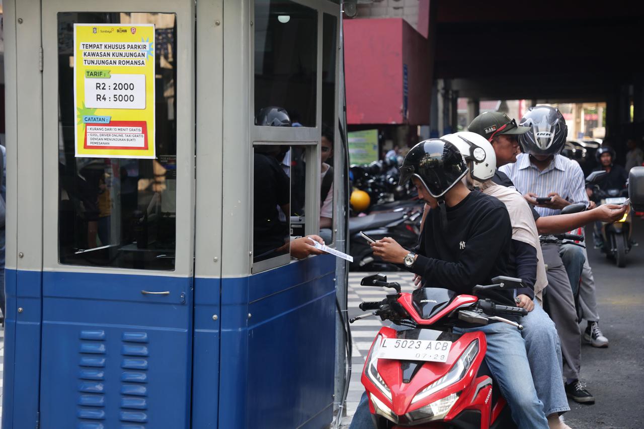 Pemkot Surabaya Siapkan Penyesuaian Tarif Parkir Kawasan Tunjungan, Motor Jadi Rp5.000 dan Mobil Rp10.000