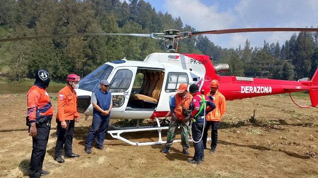 Lumpur Kepung Ranupane, Helikopter Pemadam Karhutla Bromo Beralih ke Tengah Danau