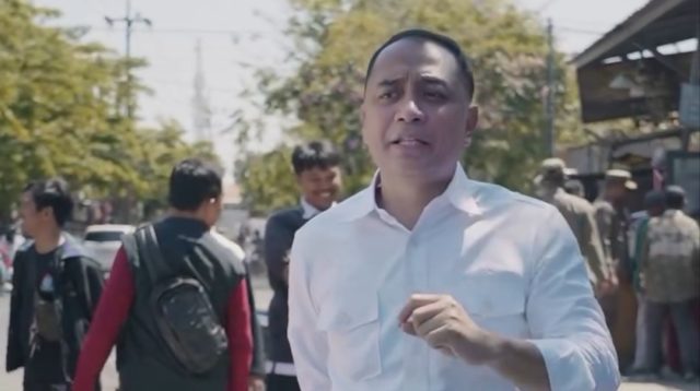 Bebaskan Pucang Anom dari Macet dan Banjir, Wali Kota Eri Pindahkan PKL ke Lantai Dua Pasar