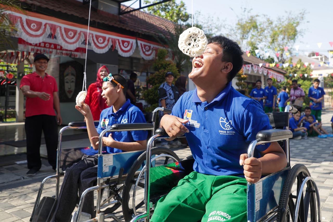 Keceriaan 60 Anak Disabilitas Surabaya Semarakkan HUT ke-81 RI