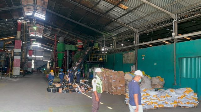 Bea Cukai dan Pemkot Surabaya Musnahkan 43,2 Juta Rokok Ilegal, Selamatkan Potensi Cukai Rp36 Miliar