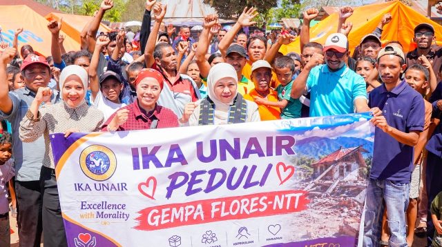 Alumni UNAIR Turun Tangan, Sentuh Kelompok Rentan Korban Gempa Flores