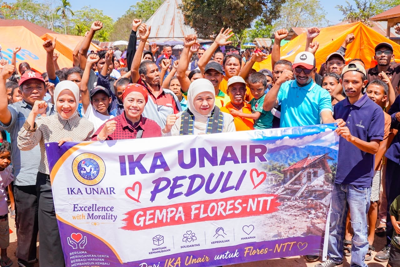 Alumni UNAIR Turun Tangan, Sentuh Kelompok Rentan Korban Gempa Flores