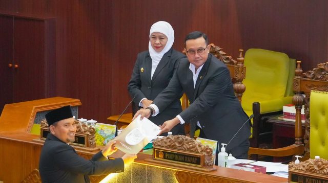 Siapkan Rp600 Miliar untuk Pilgub Jatim, Gubernur Khofifah Ajukan Raperda Dana Cadangan dan Pembangunan SDM