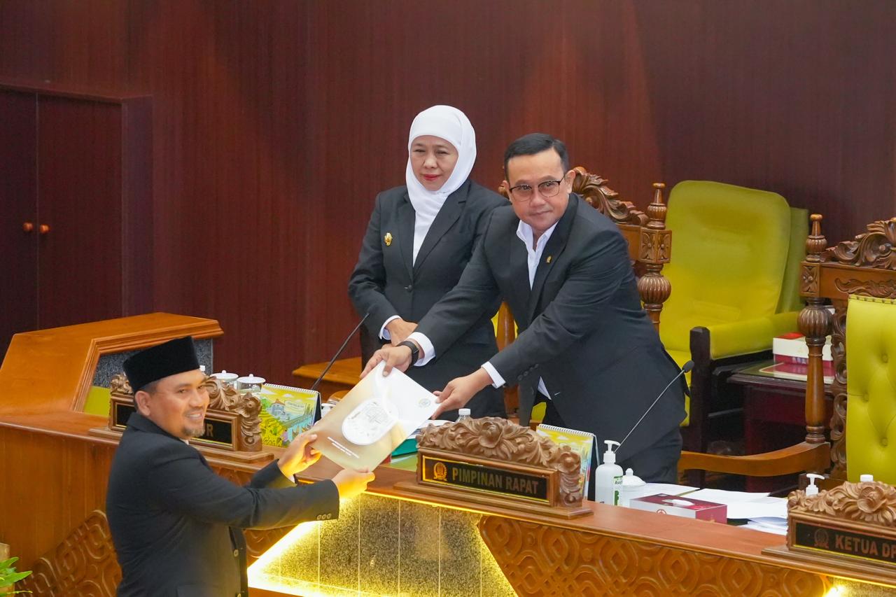 Siapkan Rp600 Miliar untuk Pilgub Jatim, Gubernur Khofifah Ajukan Raperda Dana Cadangan dan Pembangunan SDM