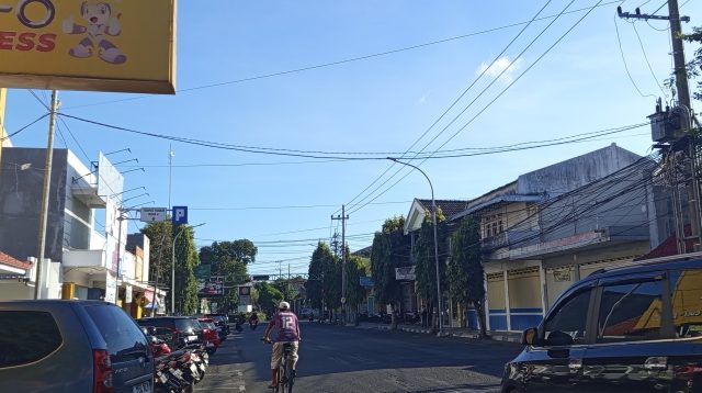 Lompati Target 160 Persen, Retribusi Kabel Internet Dongkrak PAD Lumajang hingga Rp57 Juta