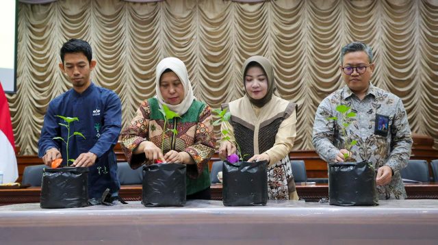 Libatkan 1.361 RW, Pemkot Surabaya Targetkan Budidaya Cabai Rawit dan Bawang Merah Tahun Ini