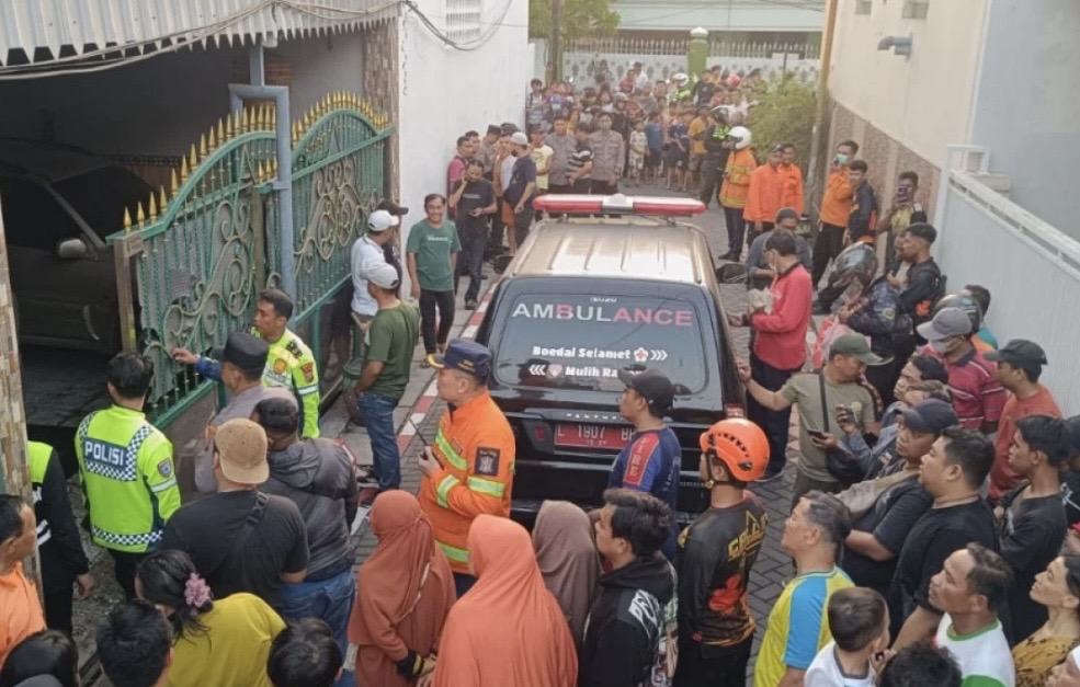 Kebakaran di Simorejo Surabaya Tewaskan Dua Kakak Beradik yang Terkunci di Kamar
