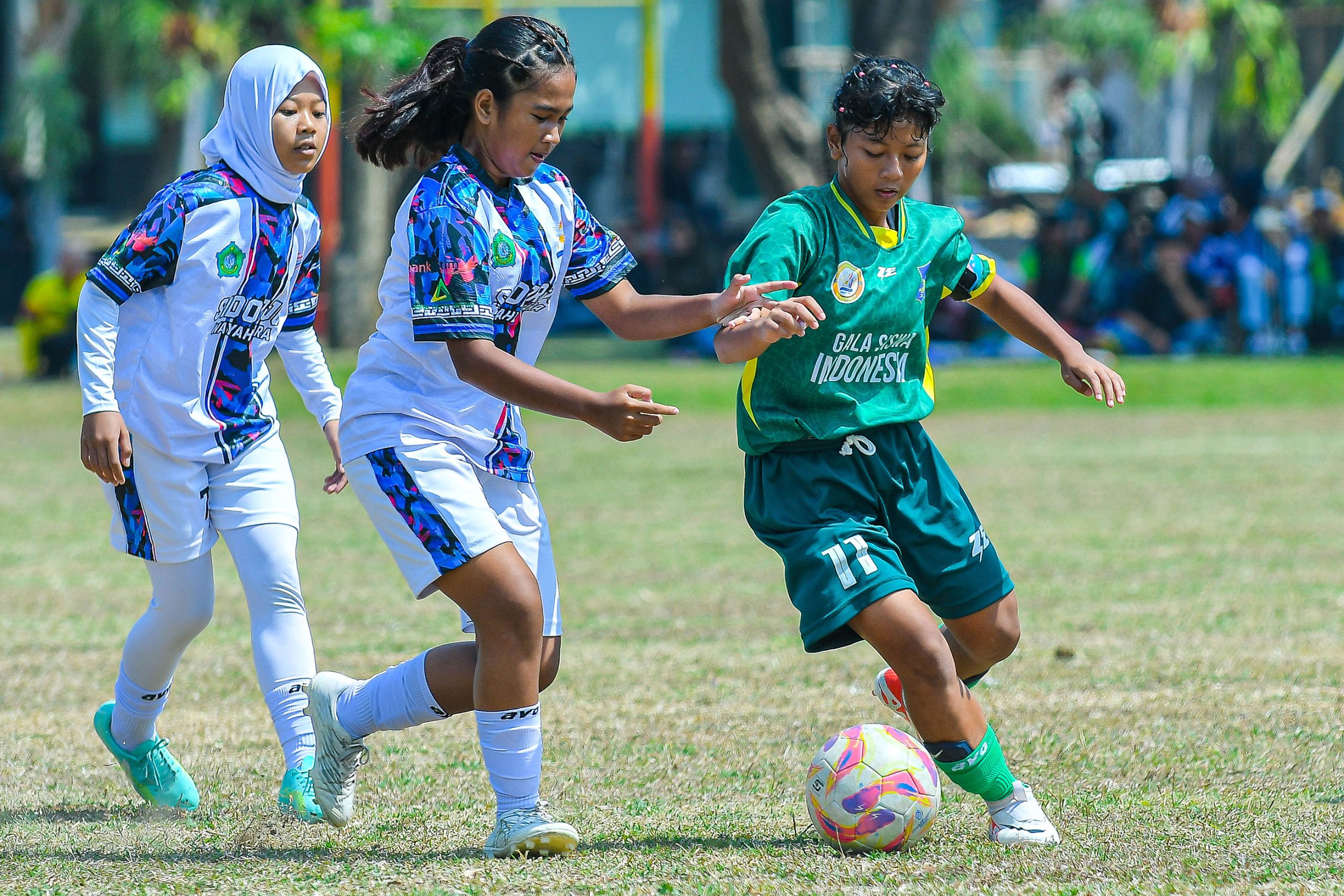 Sejarah Baru Sepak Bola Pelajar Surabaya: Tim Putri Juara Debut, Putra Pertahankan Gelar Jatim