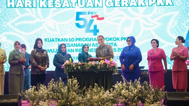 Sentuh Ribuan Keluarga, Pemkot Surabaya Apresiasi Dedikasi Tanpa Batas Kader PKK