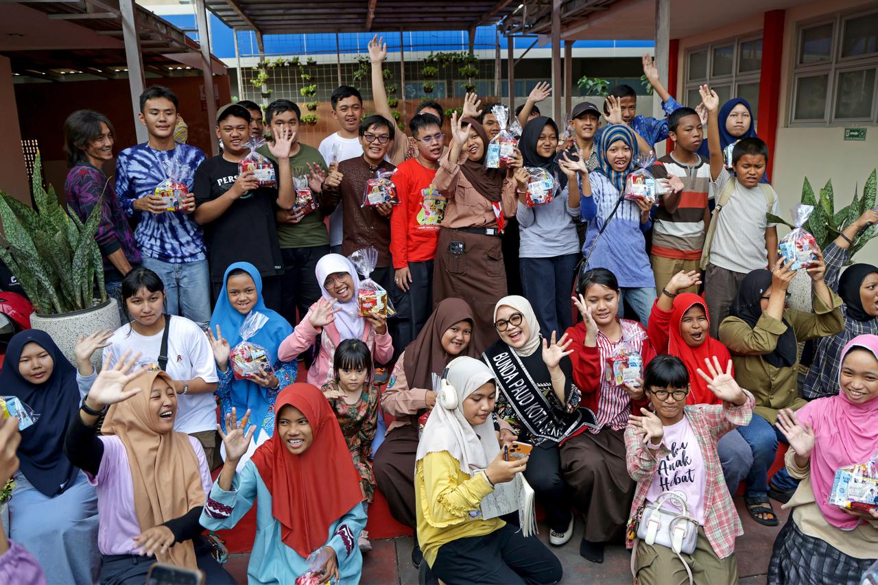 Bunda Rini Indriyani saat melakukan roadshow di RAP Nginden Wujudkan Pendidikan Inklusif Terarah, Pemkot Surabaya Wajibkan Asesmen Psikolog untuk Siswa ABK