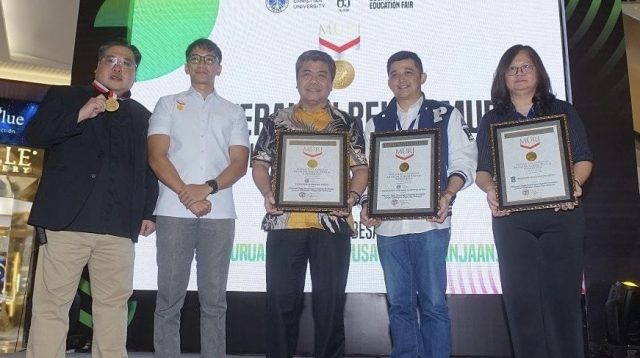 Pecahkan Rekor MURI, UK Petra Boyong 275 Stan Edukasi ke Galaxy Mall Surabaya