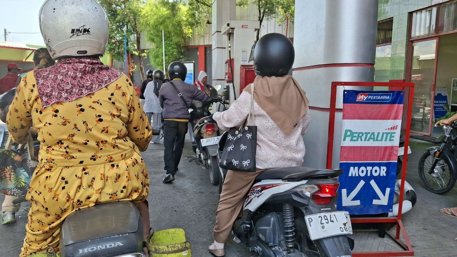 Imbas Krisis BBM di Jember, Pemkab Terapkan WFH Dua Hari bagi ASN