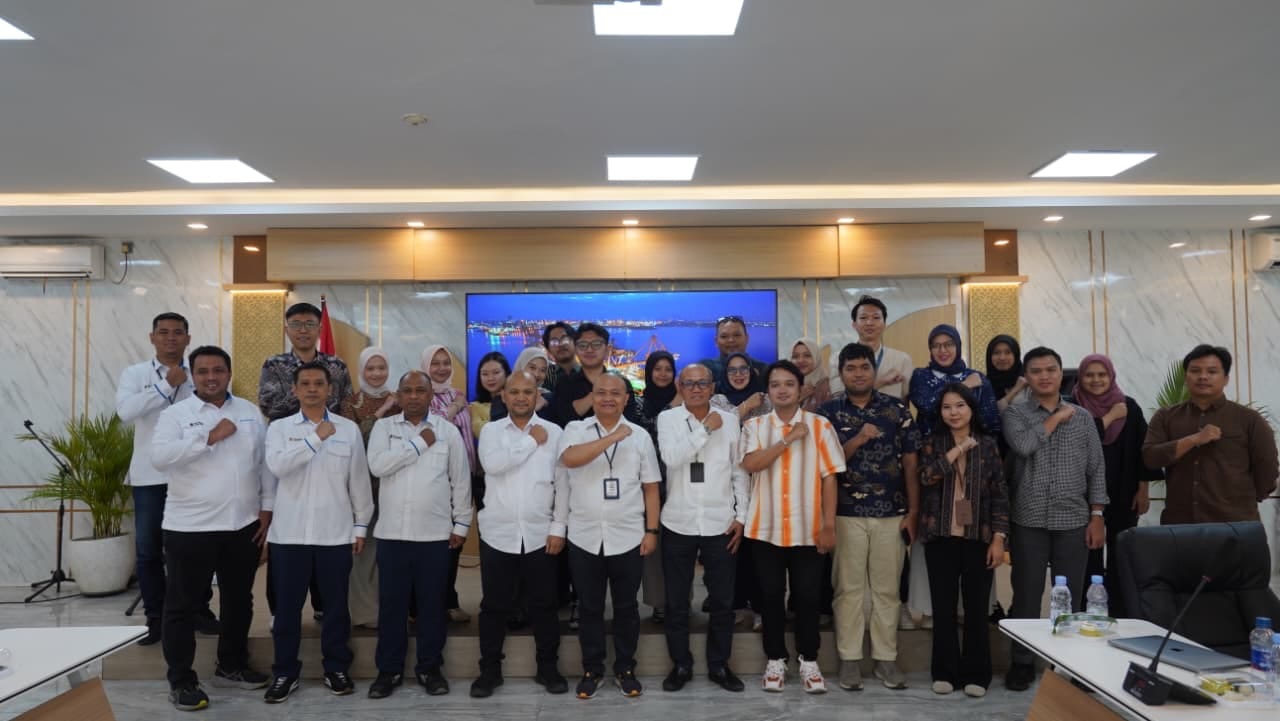 Pangkas Biaya Logistik, Bappenas Bidik Tanjung Perak Jadi Tulang Punggung Kawasan Timur Indonesia