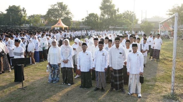 Peringati Hari Santri 2026, Santri dan Civitas Academica UMAHA Ngaji Kitab Adab