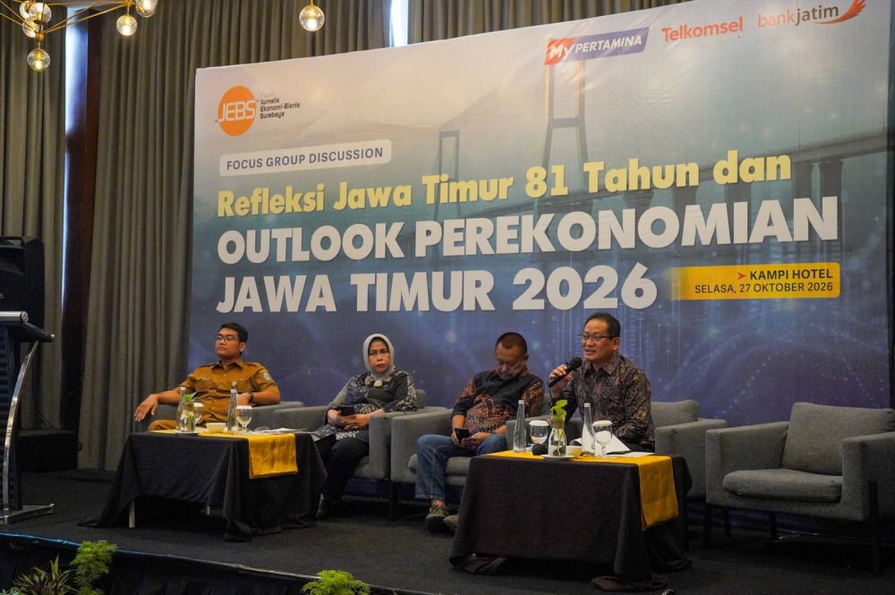 Diskusi FGD Refleksi Jawa Timur 81 Tahun dan Outlook Perekonomian Jawa Timur 2026 yang digelar JEBS di Hotel Kampi Surabaya, Selasa (27/10/2026).