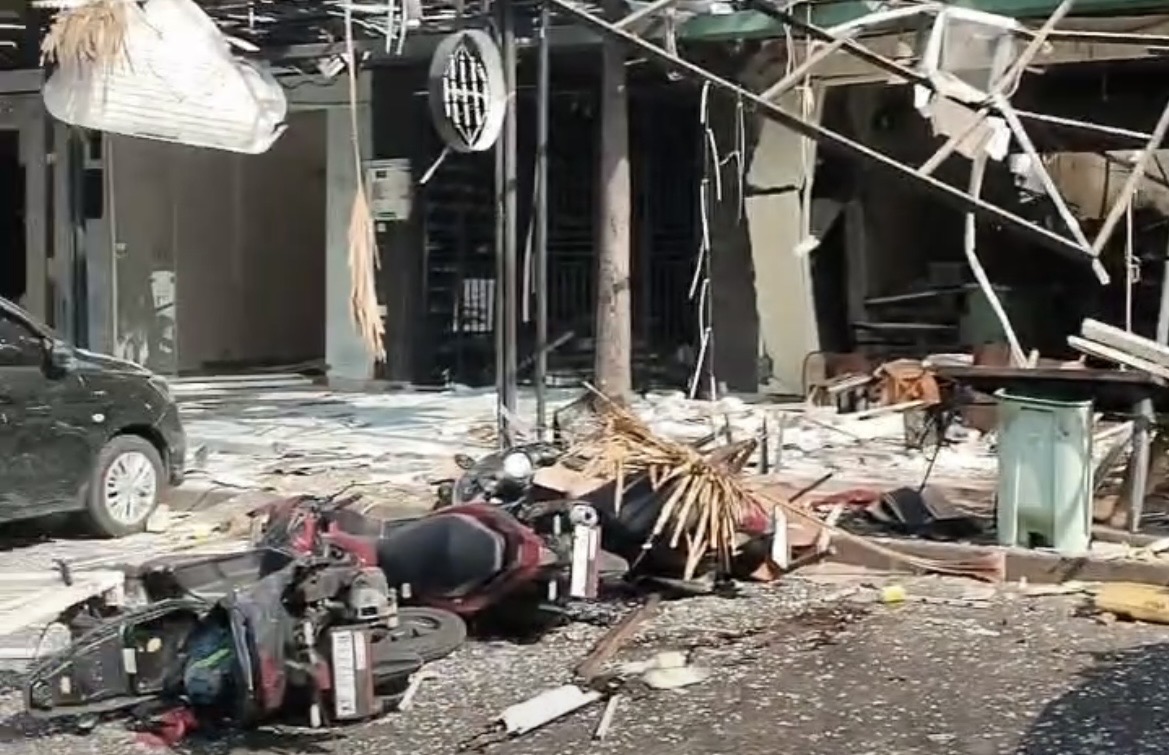Diduga Bocor Gas, Ledakan Rumah Makan di Pakuwon City Surabaya Lukai 5 Orang