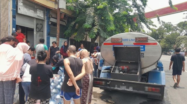 Pipa PDAM Putus Akibat Proyek Tiang Pancang Hotel, Air di Kawasan Jogoloyo Mati 8 Jam