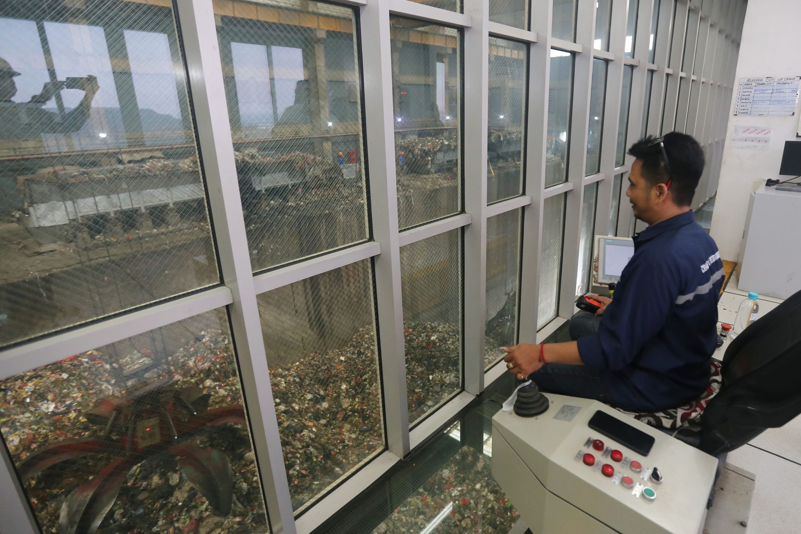 Terpikat RTH Surabaya, Singapura Buka Peluang Transfer Teknologi Pengolahan Sampah