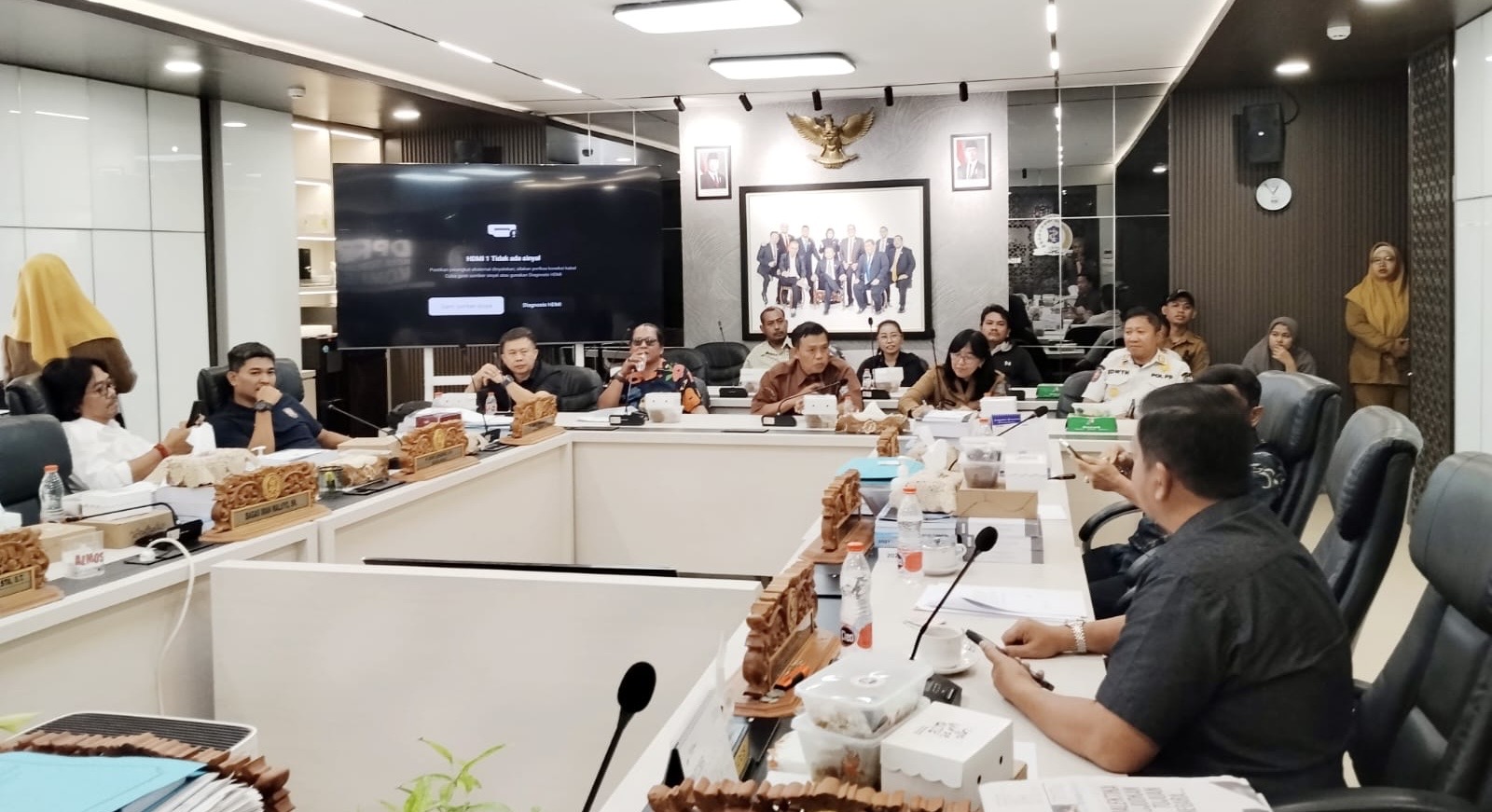 DPRD Surabaya Cari Lokasi Sementara untuk Pedagang Kerang Waduk Unesa