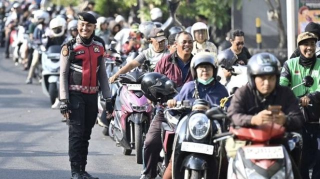 Urai Antrean Panjang, Pertamina Tambah Pasokan 57,9 Juta Liter BBM untuk Bali