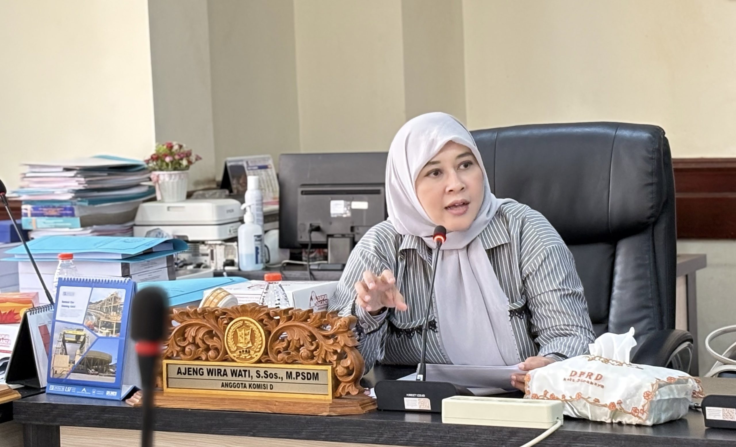 Penahanan BPKB Pekerja, Komisi D DPRD Surabaya Desak Perlindungan Tenaga Kerja Diperluas